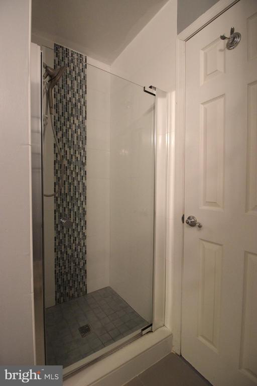 Building Photo - 3217 Wisconsin Ave