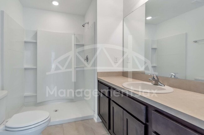 Building Photo - 8330 Zenith Cir