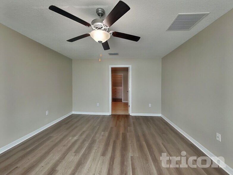 Building Photo - 4148 Salt Springs Ln
