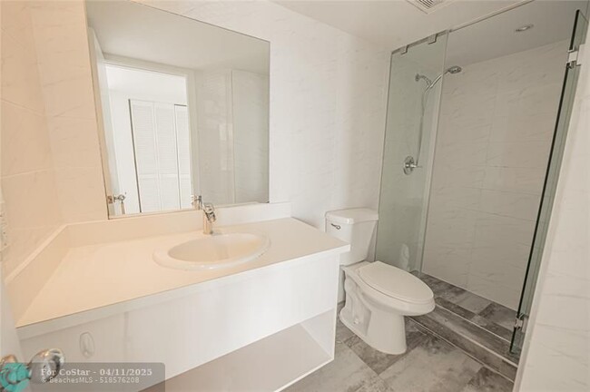 Building Photo - 468 Golden Isles Dr