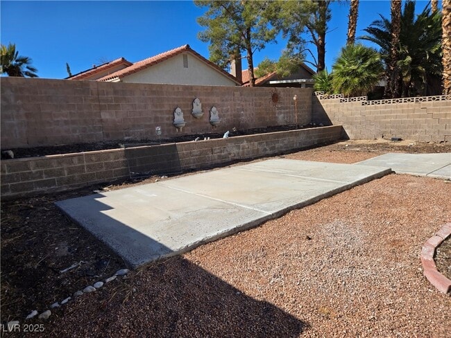 Building Photo - 4719 Cosley Dr