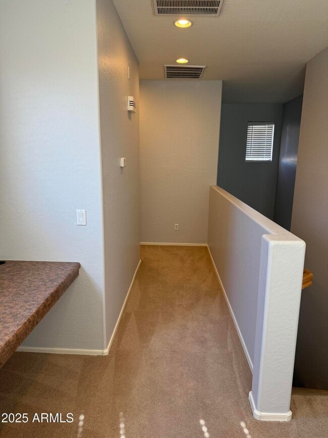 Building Photo - 848 S Colonial Dr