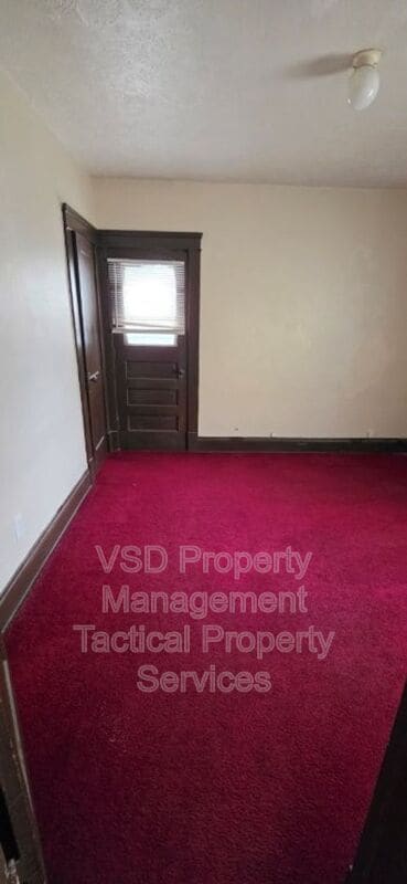 Building Photo - 12819 Edmonton Ave