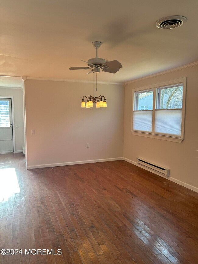 Building Photo - 27 Milford Ave