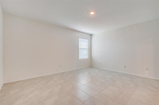 Building Photo - 14142 Birch Farm Dr