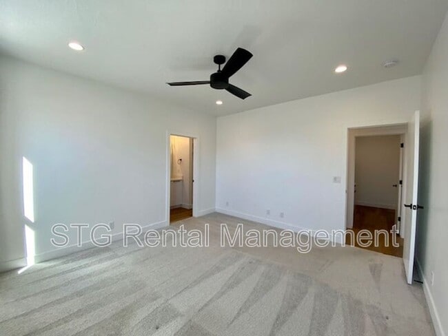 Building Photo - 152 S Desert Saguaro Ln