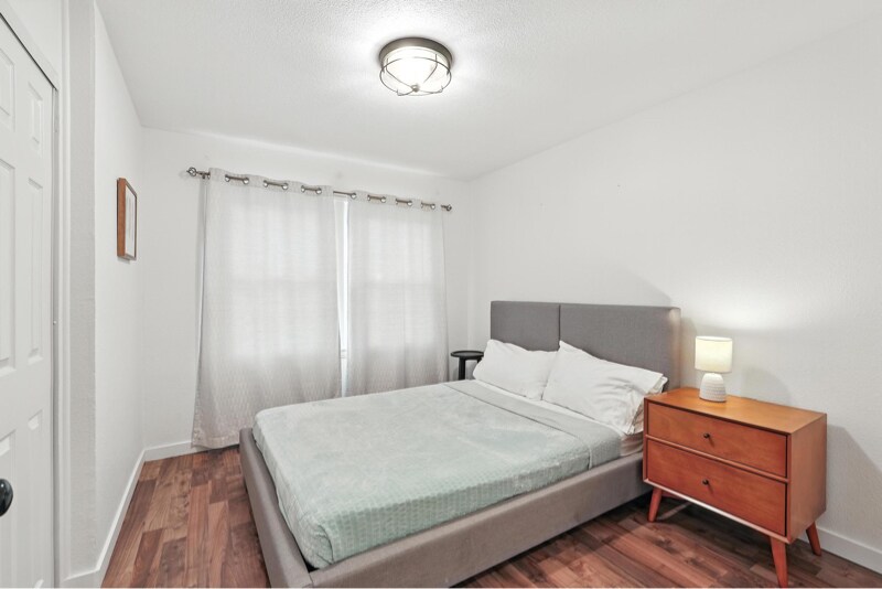 Building Photo - 2656 Kevin Rd