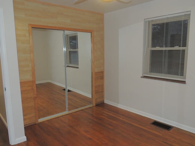 Building Photo - 9663 West Ave