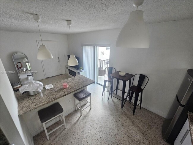 Building Photo - 1241 NW 6th St