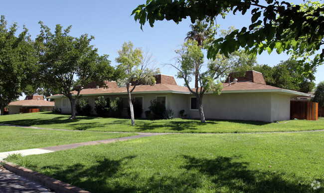 Building Photo - Espinosa Terrace