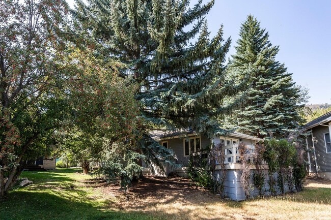 Building Photo - Detached Apartment in Thaynes Canyon