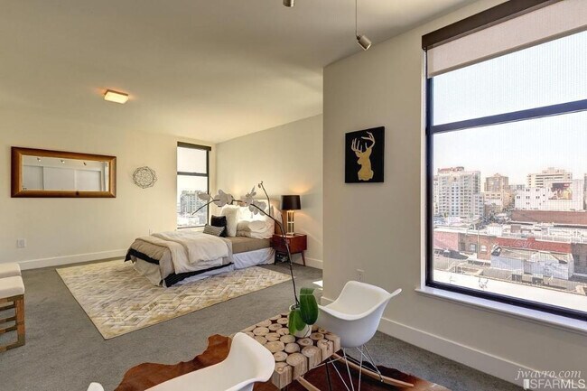 Building Photo - 1080 Sutter St