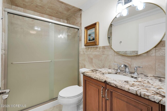 Building Photo - 606 North Blvd