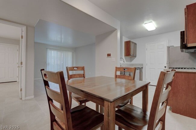 Building Photo - 7885 W Flamingo Rd