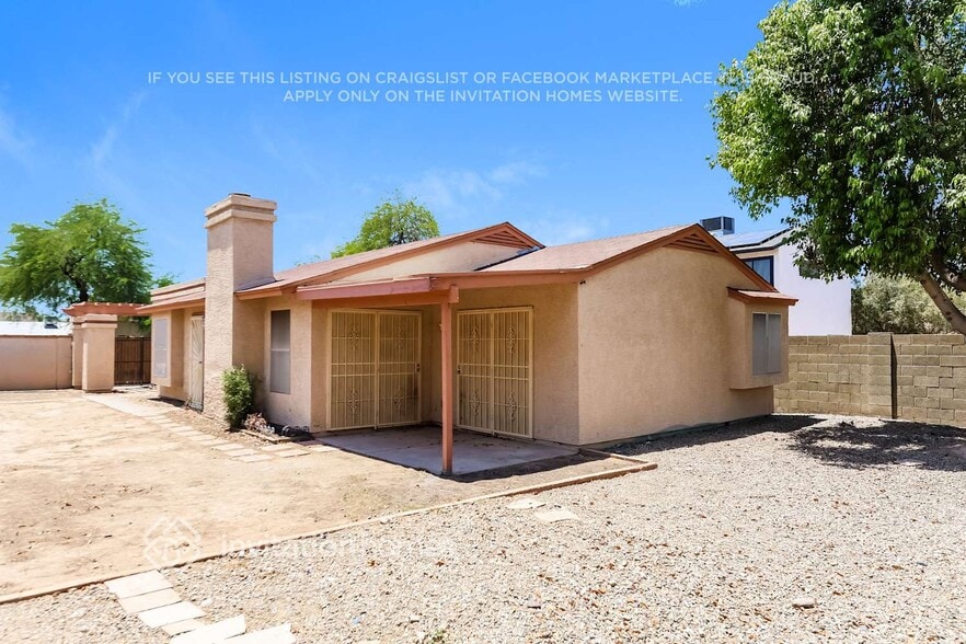 Building Photo - 1516 E Kristal Way