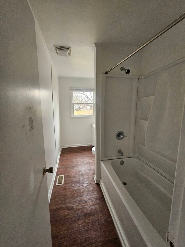 Building Photo - 752 Chalice St SW