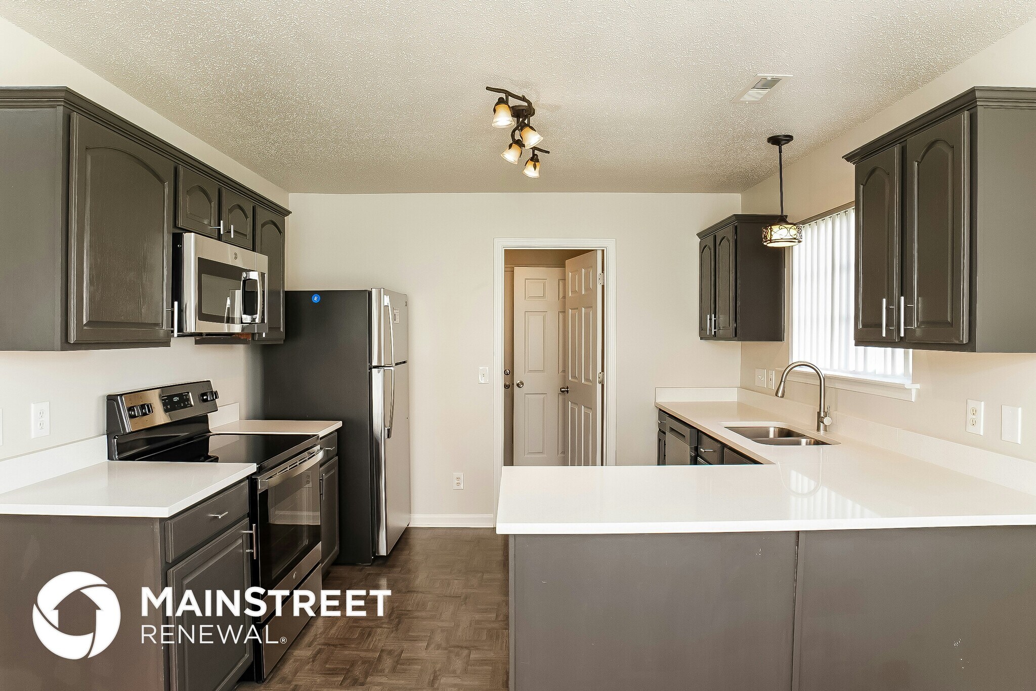 Building Photo - 1015 Highstone Dr