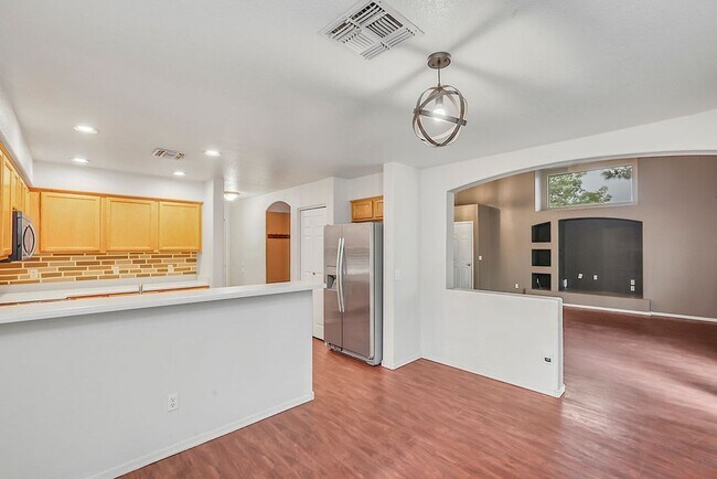 Building Photo - Perfect Gilbert Location