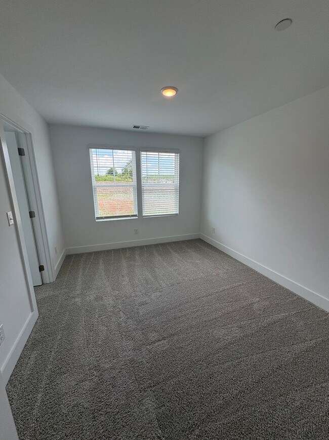 Building Photo - 3 Bed/2.5 Bath New Construction | Covered Deck + Open Living | Columbia, TN