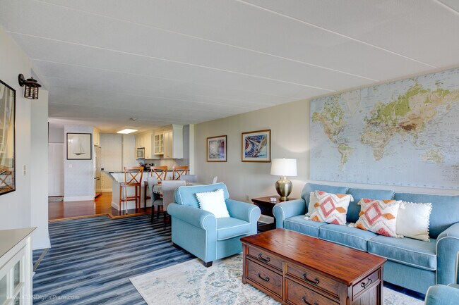 Building Photo - 1315 Capella S