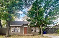 Building Photo - 2207 Glencoe St