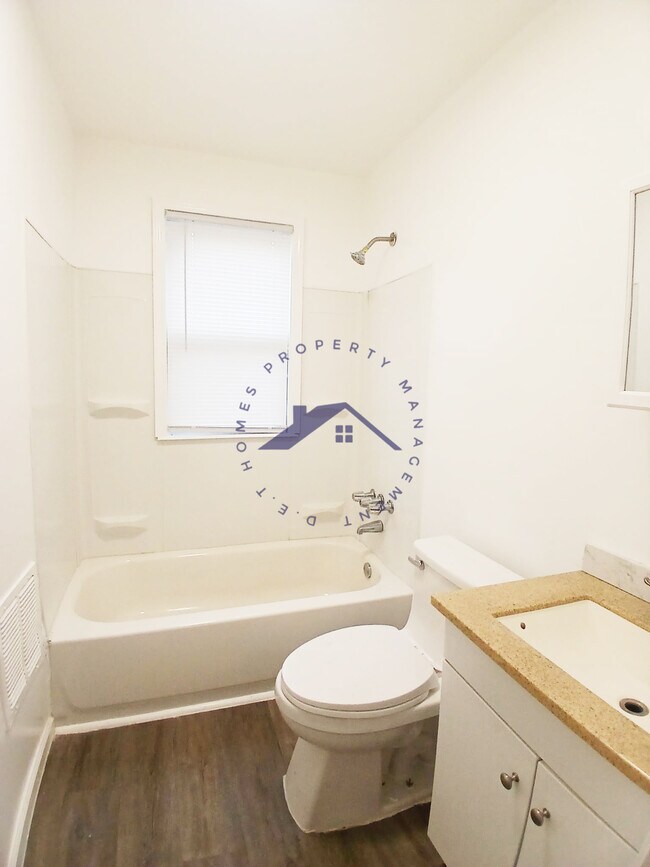 Building Photo - 20160 Cherrylawn St