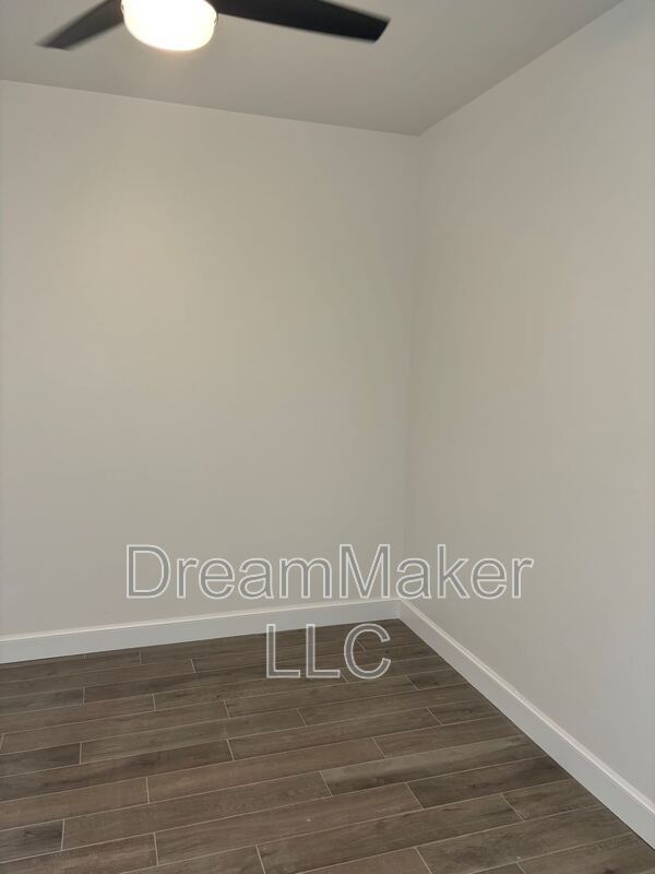 Building Photo - 3026 Hollow Crest Ln