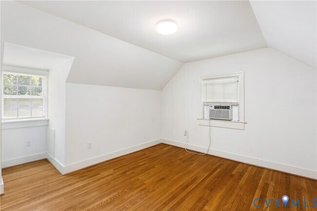 Building Photo - 6414 Monument Ave