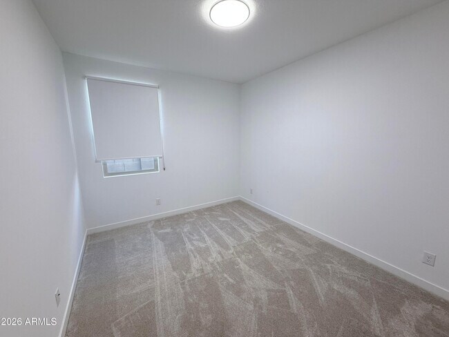 Building Photo - 4323 W Palace Sta Rd