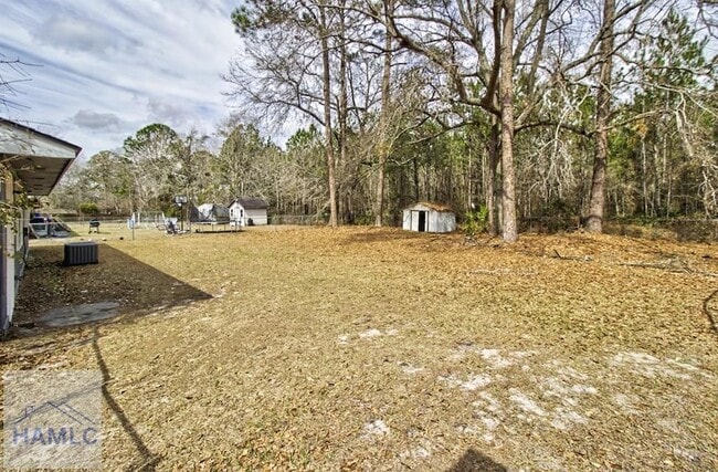 Building Photo - 740 Fleming Rd