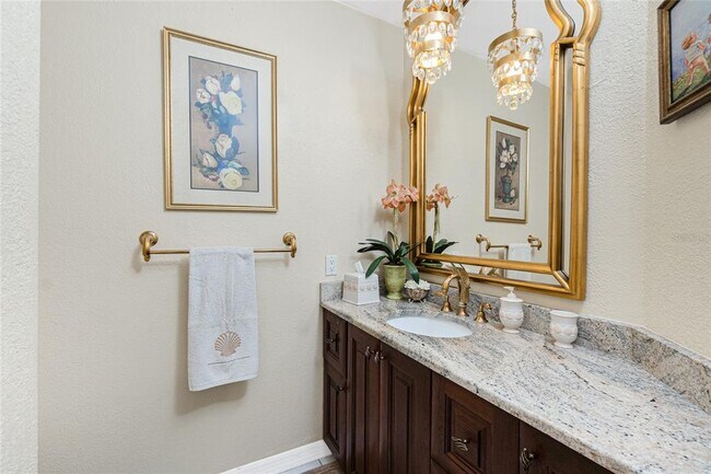 Building Photo - 202 George Rd SE