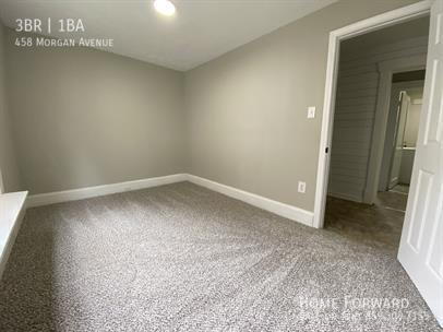 Building Photo - 458 Morgan Ave