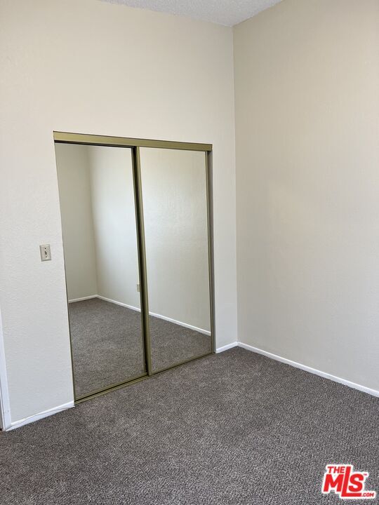 Building Photo - 1114 W 155th St