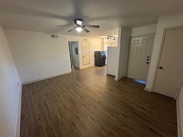 Building Photo - 7300 Comanche Trail