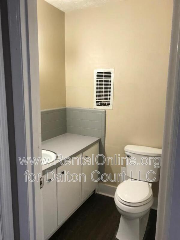 Building Photo - 1972 Cambridge Dr