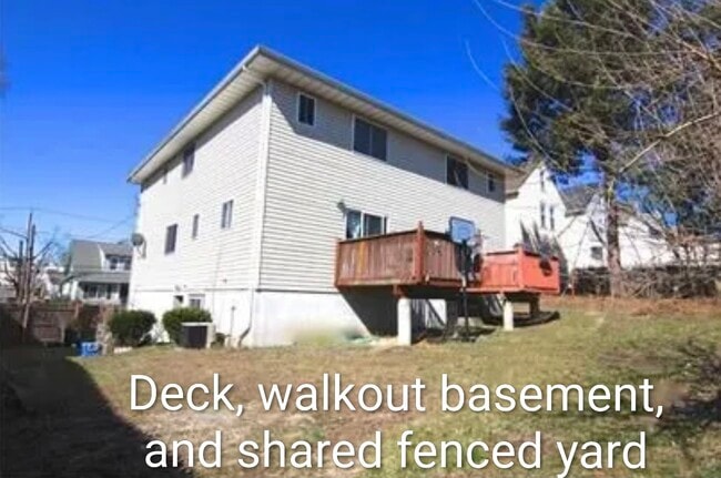 Building Photo - 103 Prescott Ave