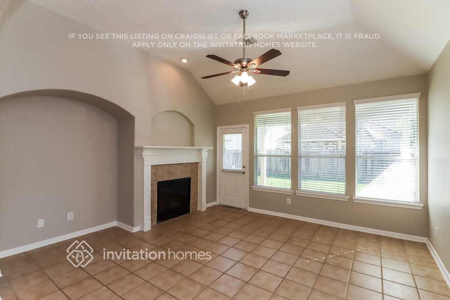 Building Photo - 51 Marblewood Pl