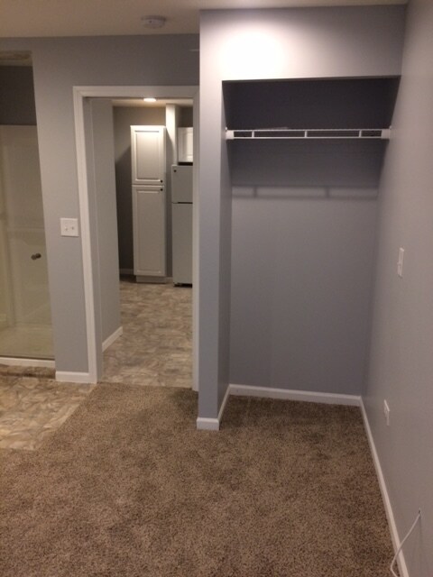 Building Photo - 1721 Sheridan Rd