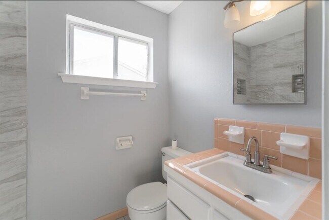 Building Photo - 8503 Braes River Dr