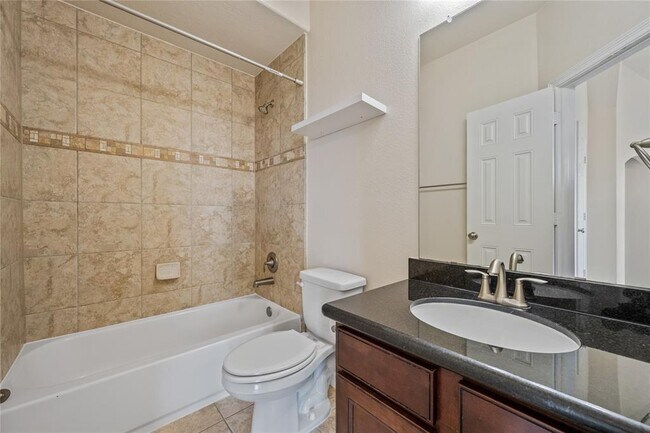 Building Photo - 2737 King's Retreat Cir