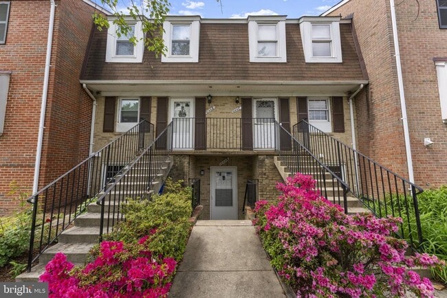 Primary Photo - 1044 Ramsgate Ct