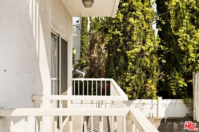 Building Photo - 1717 Malcolm Ave