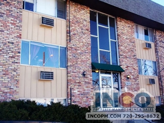 Building Photo - 1909 S Depew St