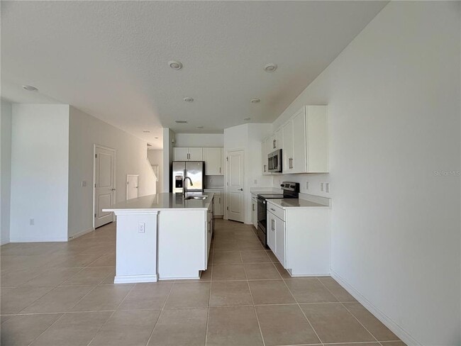 Building Photo - 2397 Paravane Wy