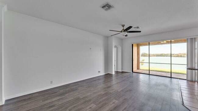 Building Photo - Waterfront home for RENT! 4 bed/2.5 bath