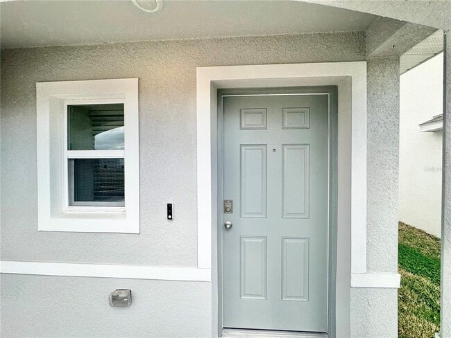 Building Photo - 36015 Sunflower Hl Dr