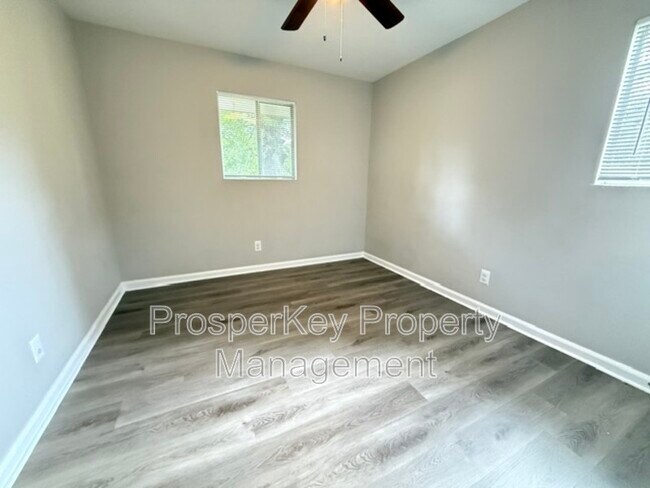 Building Photo - 4712 Eton Dr