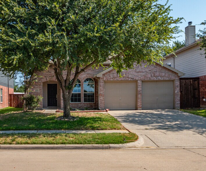 Building Photo - 1313 Cardinal Way