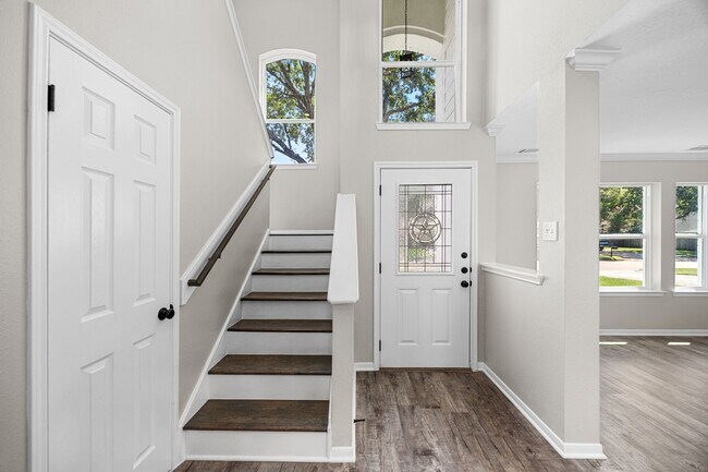 Building Photo - 14411 Golden Cypress Ln