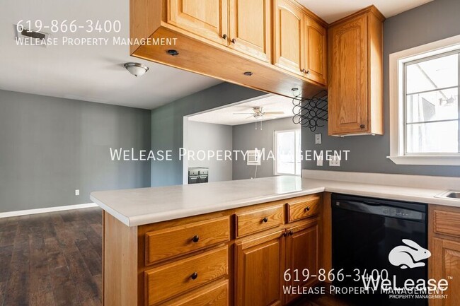 Building Photo - 9610 W Hartland Cir